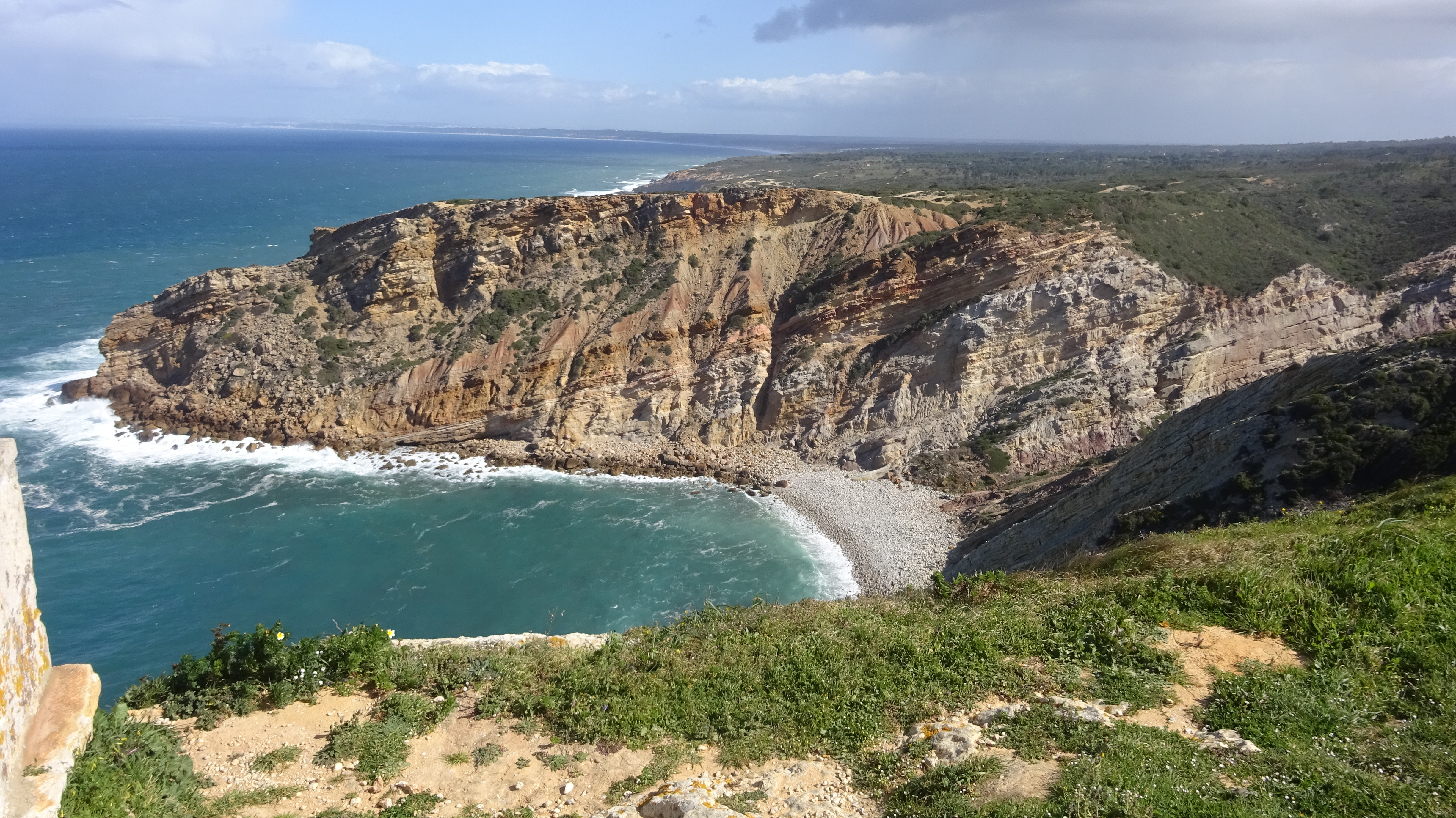 Walking Tour <br> Arrábida Natural Park with Wine Experience